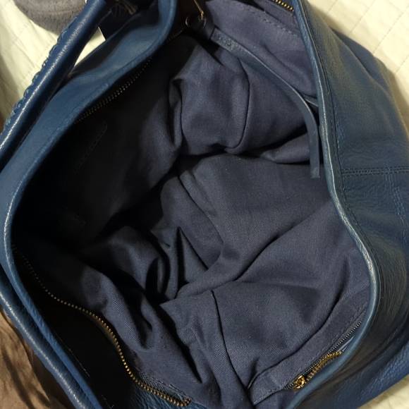 I Maletesa: Made in Italy, Genuine Leather Tote, Navy 👜 - Picture 10 of 11